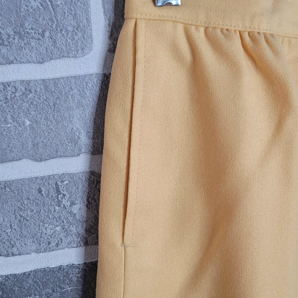 Pendleton Yellow Skirt Set - Picture 13 of 15